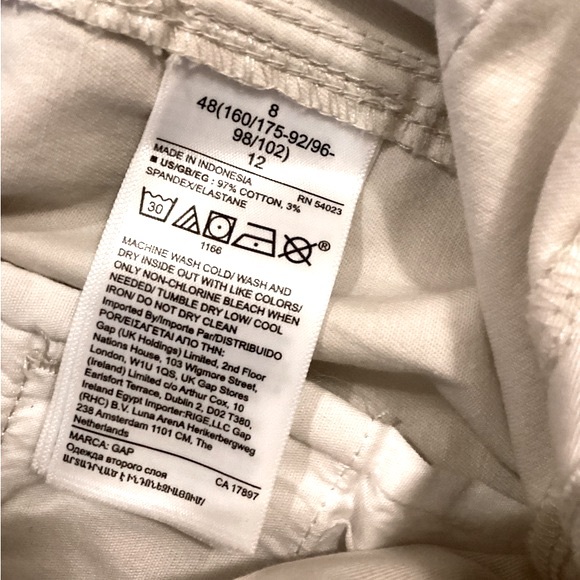 NWT GAP UTILITY POCKET KHAKI GIRLFRIEND FIT PANTS - SLIM HIPS TAPERED LEG - Picture 10 of 15